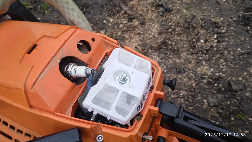 Продам бензопилу