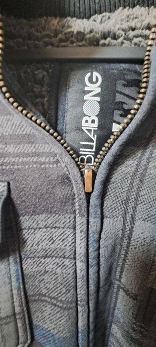 Casacos Billabong e Rip Curl