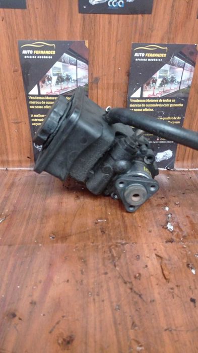 Bomba de Direção  E36 BMW 320 136 cv 
REF: 1 0 9 5 1 5 5