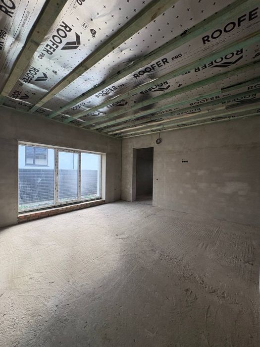 V Сучасний одноповерховий будинок  Вересневе