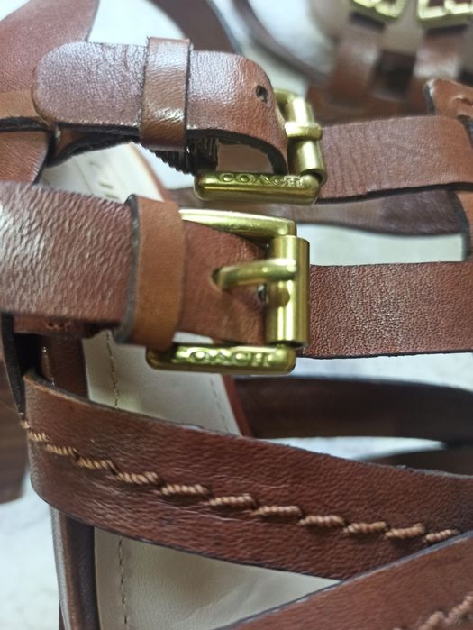 Sandały na klocku Coach