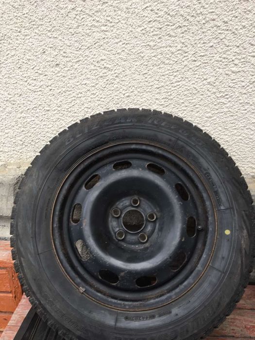 Зимові шини Bridgestone Blizzak REVO GZ 195/65 R15 з дисками