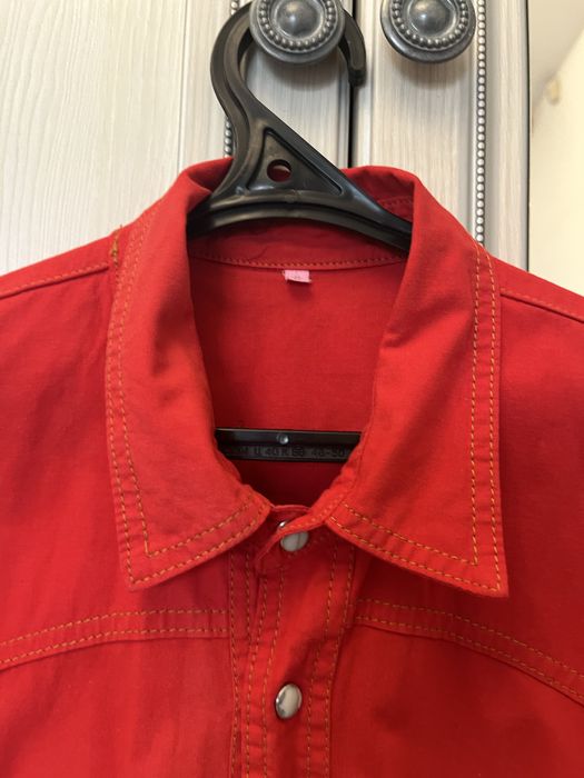 Вінтажна червона сорочка з коротким рукавом (Made in Finland)