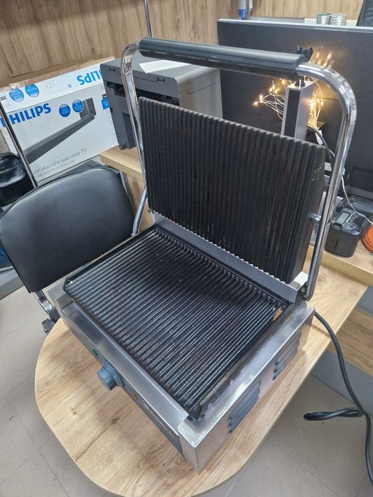 Гриль прижимний Amitek