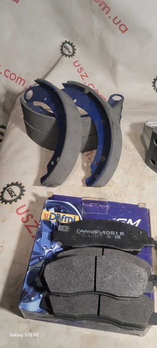 Колодка перед зад  ЗИЛ-131 УАЗ Волга ВАЗ 2123 2108 МОСКВИЧ