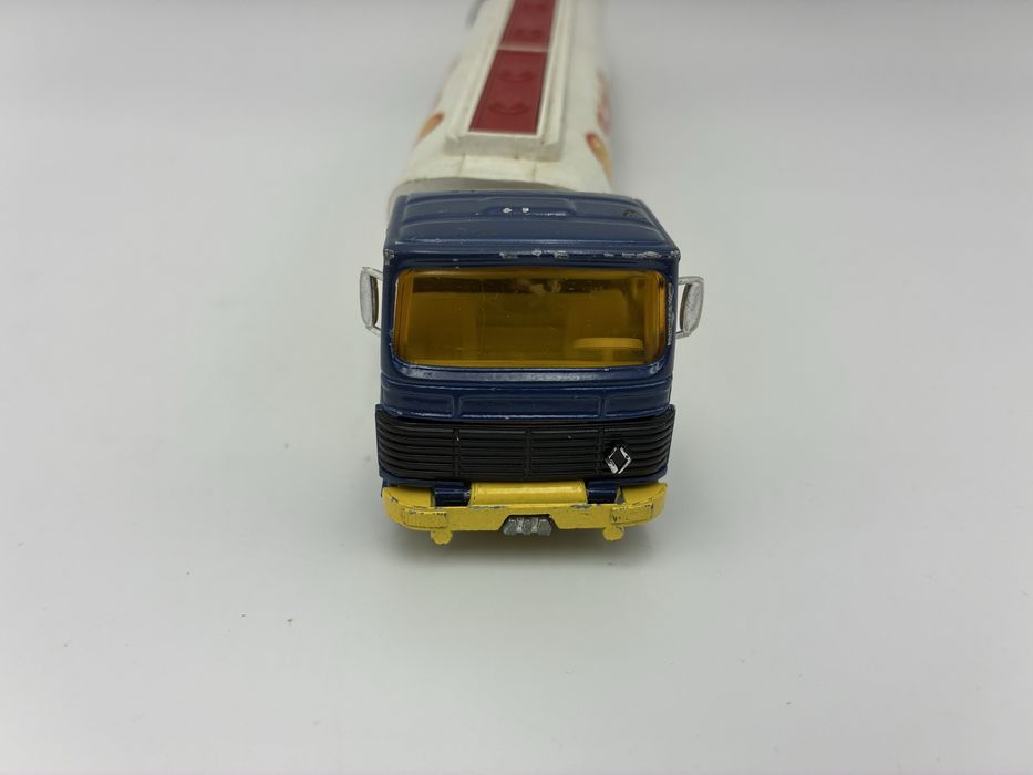Majorette 1/60 Renault Saviem Shell cysterna