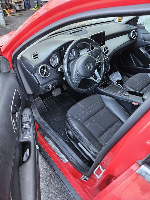 Mercedes-Benz GLA 200 CDi de 2014 para peças