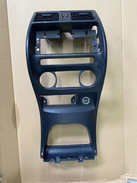 Consola do radio Nissan Terrano 2