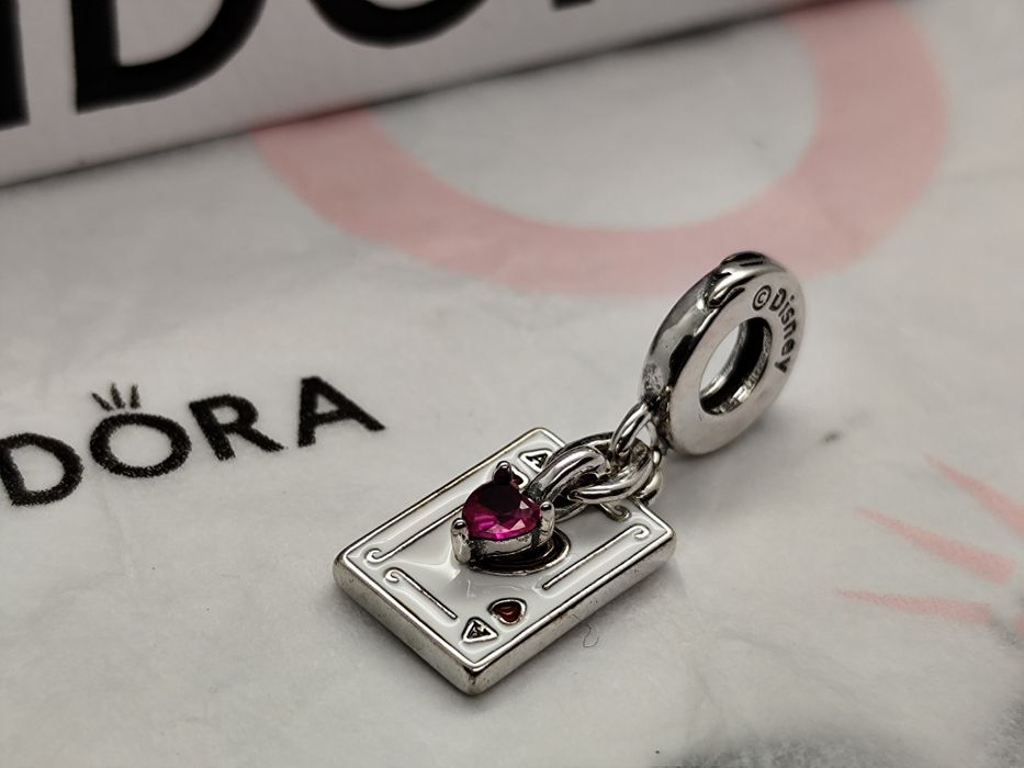 Pendente carta da Pandora