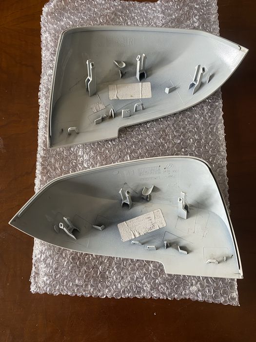 Capa espelho retrovisor BMW Série 1 Branco e Preto