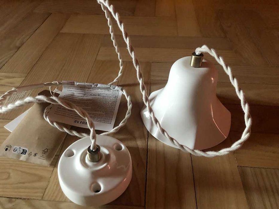 Lampa ceramiczna w kształcie Kwiatu Zara Home