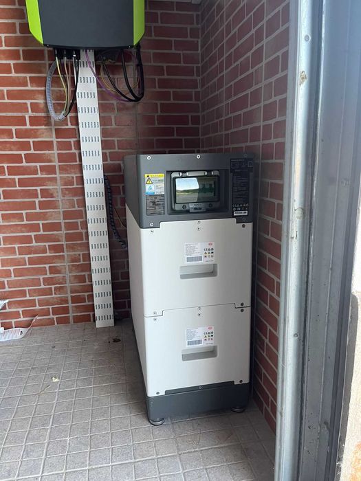 inversor fotovoltaico com baterias