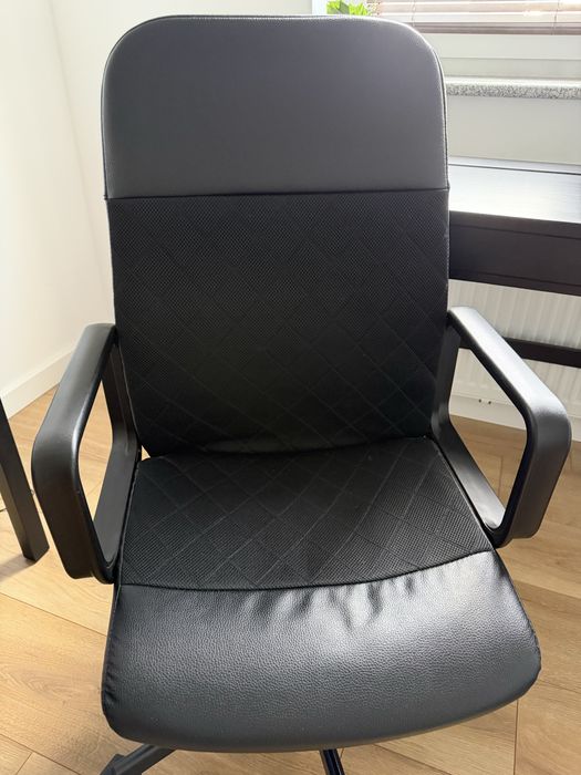 Krzesło obrotowe IKEA Renberget bomstad czarny 604.935.46 do pracy nauki do studia do gier