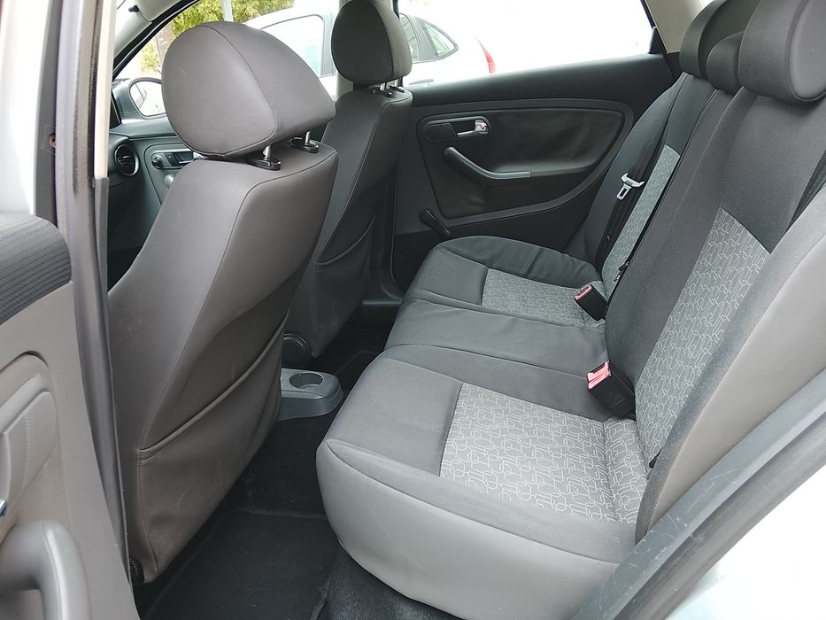 SEAT Ibiza — fotografia 8