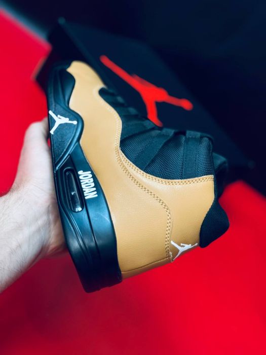 Кроссовки Nike Jordan Aura 3 Кожаные кросовки Найк Джордан / Жорики