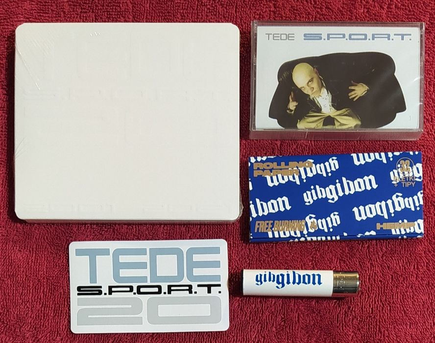 Płyta CD i kaseta - Tede S. P. O. R. T.   +  zestaw bletki i zapalniczka