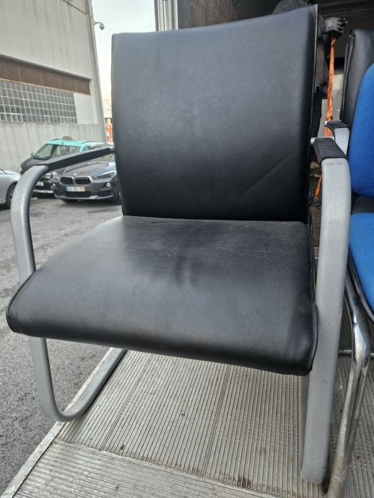 Cadeira de escritório pele