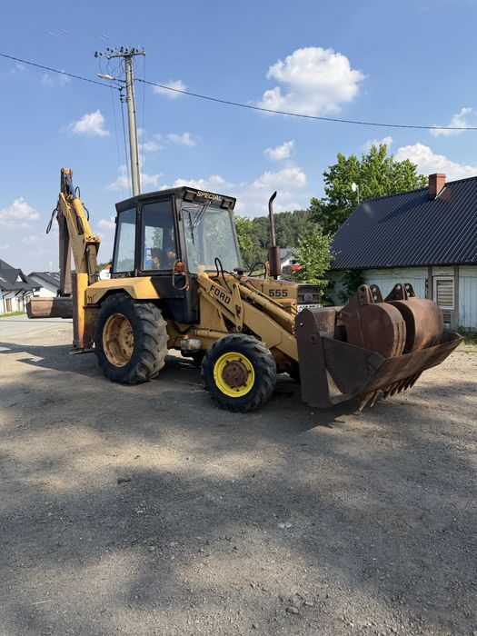 Koparko ladowarka ford 555 jcb 3 cx 4x4 case 580 fermec 860 zamiana