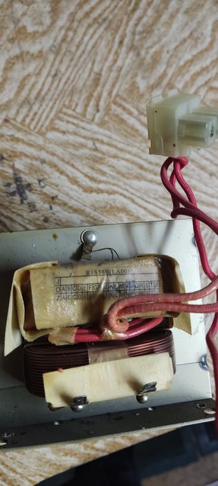 Трансформатор до мікрохвильовки