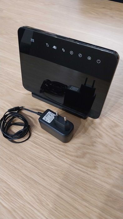 ROUTER ZTE MF28D LTE/UMTS SIM, WIFI 4 x LAN, wejście 2 x antena