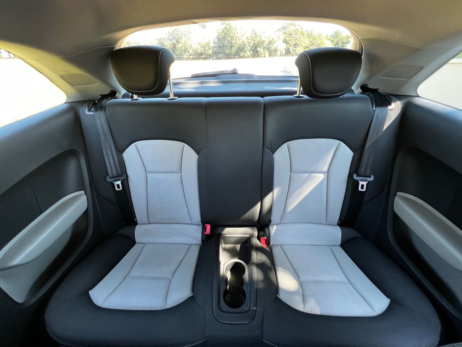 Audi A1 1.6 TDI 105cv 2011