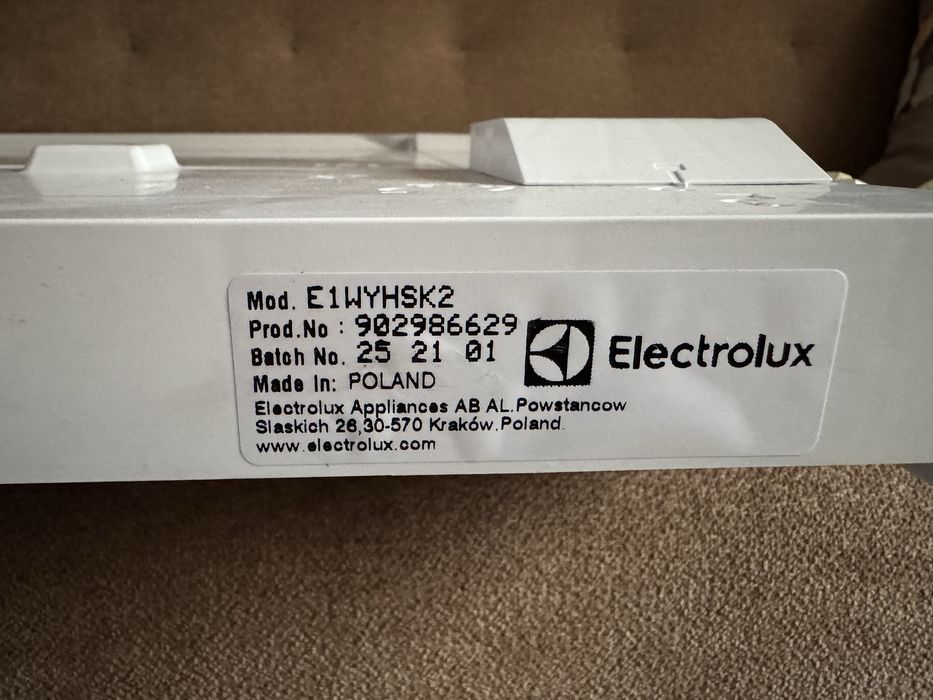 Łacznik Electrolux pralka - suszarka