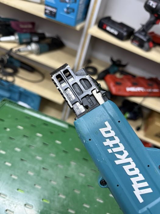 Wkretarka do regipsu Makita Makita DFS452 używana sprawna