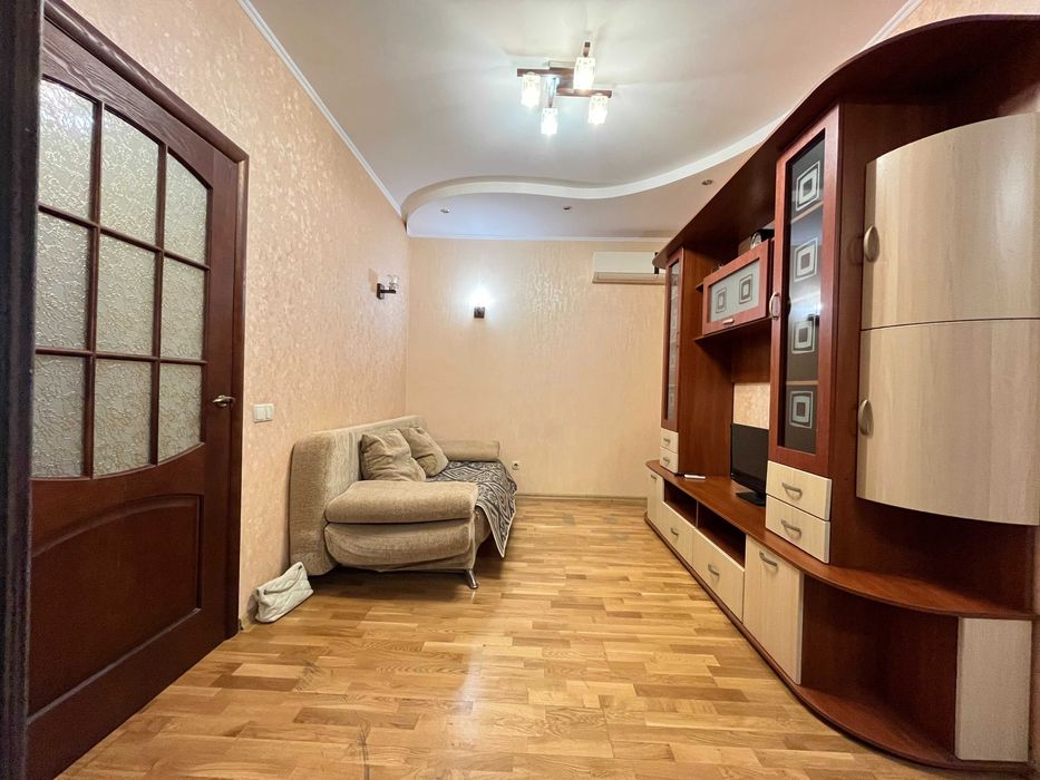 Чайки, ЖК Брест-Литовський, вул. Печерська 6, генератор, євродвушка