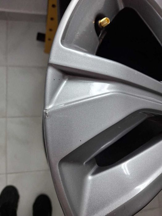 Jogo 4 jantes Peugeot  508, 3008, 5008, R17 x 7 , furos 5 x 108