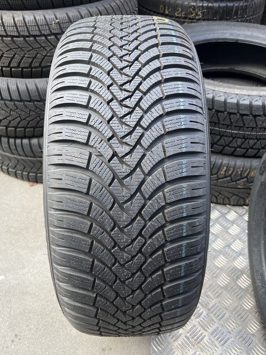 #Opona falken 235/55/17 pojedynka