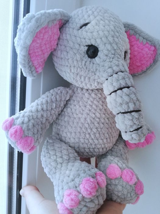 Плюшевые слонята, вязаные