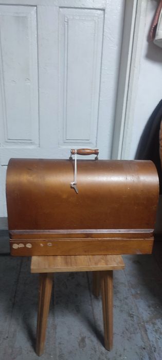 Швейна машинка в гарному стані