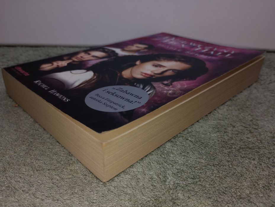 Diable szkło. Dziewczyny z Hex Hall. Rachel Hawkins