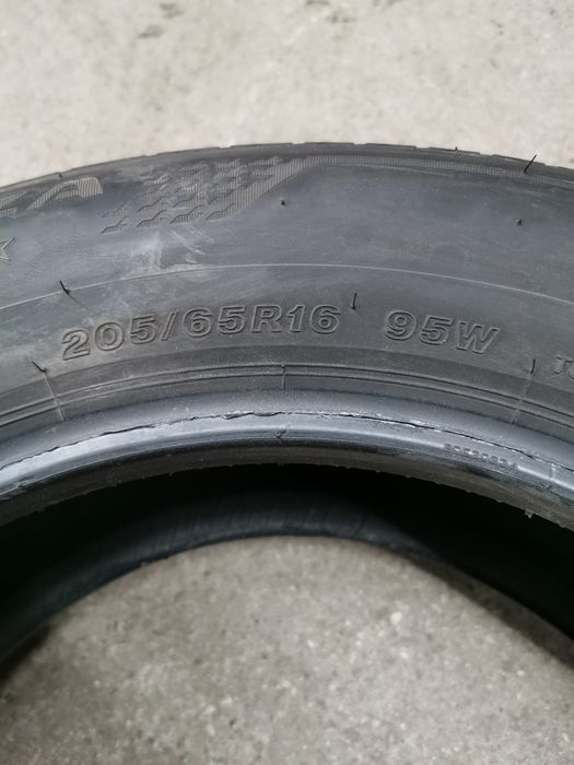 Komplet opon 205/65R16 Bridgestone Turanza T005