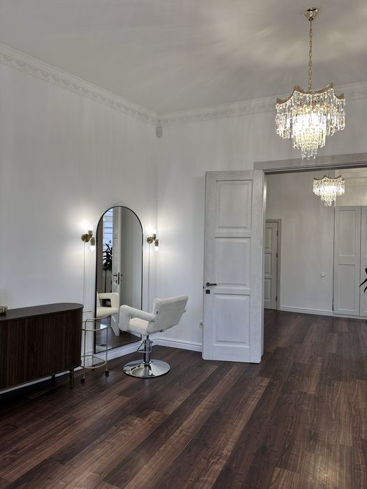 Оренда робочого місця для майстра манікюру, Івано-Франківськ, центр