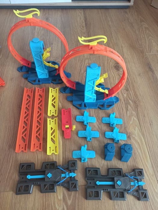 100 elementów - hot Wheels - track builder