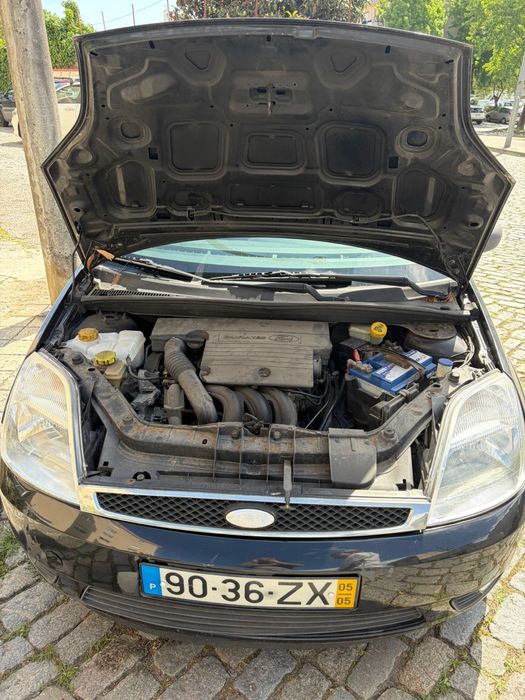 Ford fiesta 2005 gasolina