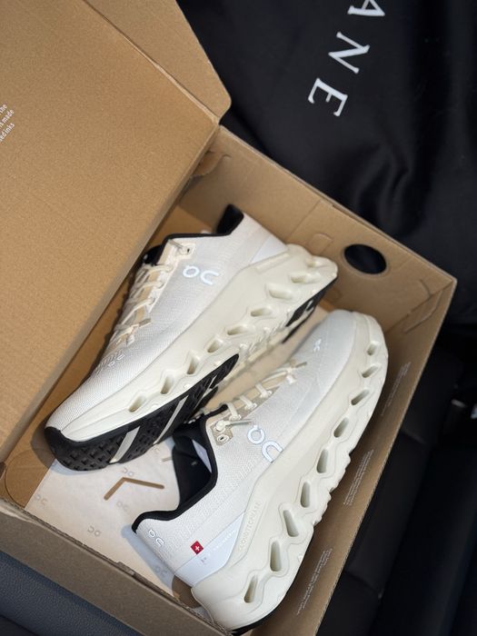 Кросівки On Cloudtilt