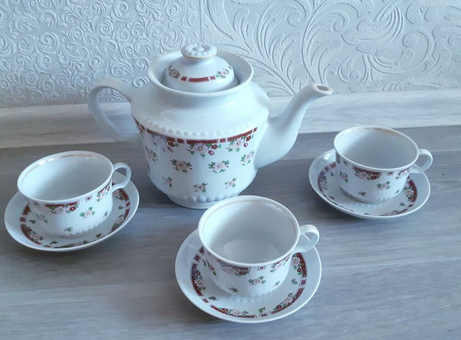 Часть сервиза СССР, Тернопольский фарфор,деколь