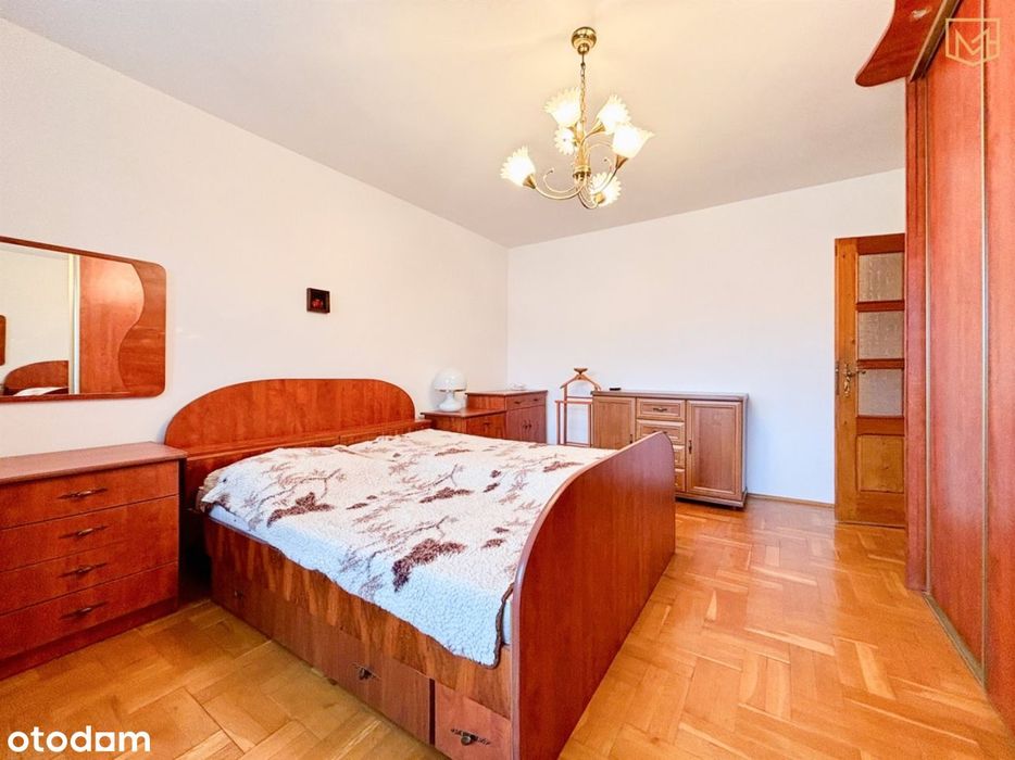 Dom blisko centrum | 163 m² | 2 wjazdy | 2 garaże