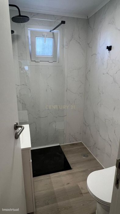Apartamento T4 transformado em T5!