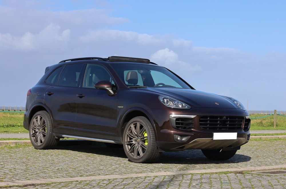 Porsche Cayenne S E-Hybrid Platinum Edition