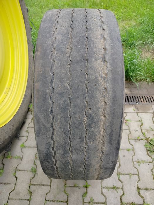 Рулевая грузовая резина шины Michelin 315/70 385/65 R22,5 пара диски