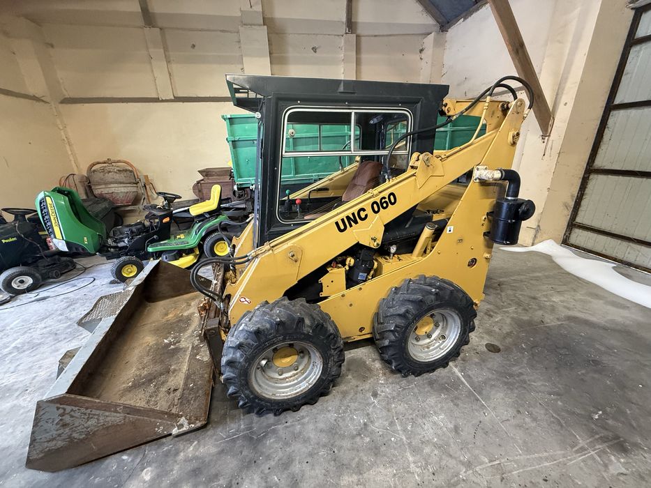 Mini ładowarka bob cat UNC silnik 3 cylindry zetor