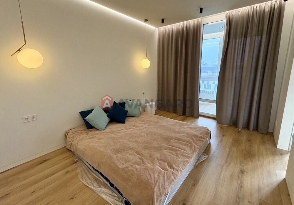 продаж квартири ЖК Славутич 2,0