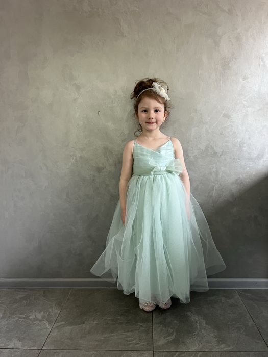 Дуже красиве Плаття / сукня на випускний чи день народження 6 років 116 см розмір