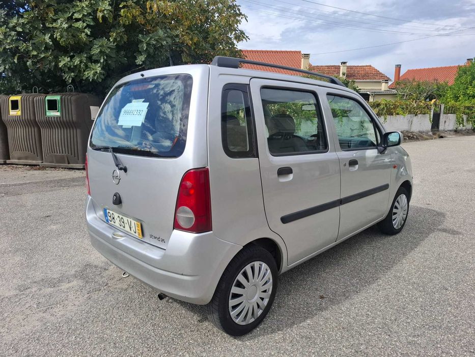 Opel agila motor 1.0 muito económico