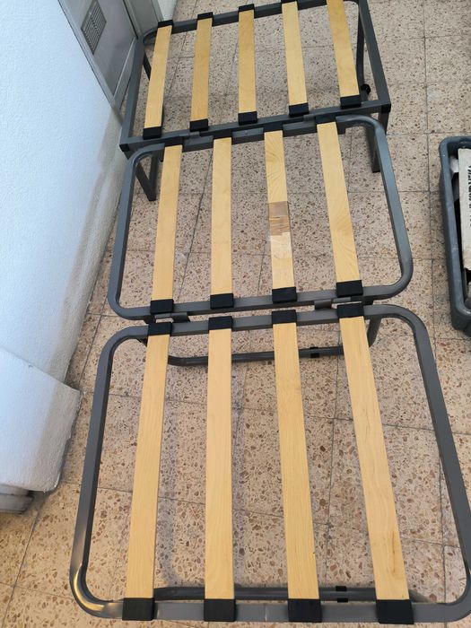 Cama de solteiro dobrável, convertível em puff