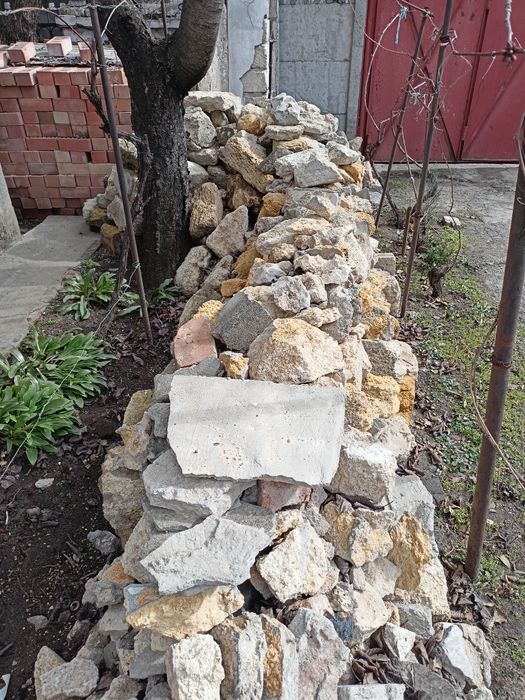 Бут, камень бесплатно