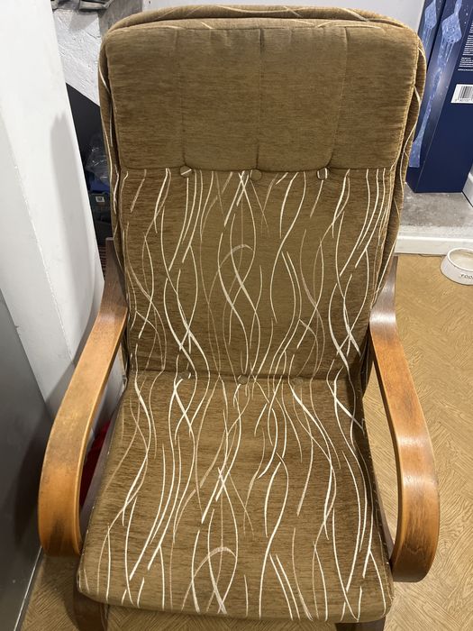 Fotel używany bujany.